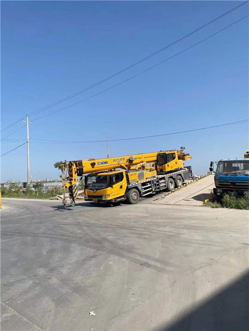 榆次区吊车作业时，可能会产生哪些额外收费项目？