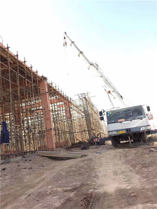 榆次区25 吨、50 吨吊车怎么选？多大重量 / 半径适合对应车型？